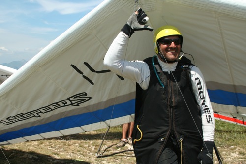 Attila Bertok, hang glider pilot and 2007 World Champion. Photo: Ed Ewing Attila Bertok, hang glider pilot and 2007 World Champion. Photo: Ed Ewing