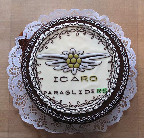 Icaro-Paragliders-tenth-birthday-cake Icaro Paragliders birthday cake