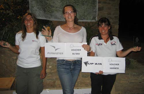 Women-PG-Open-Ager-2010-podium-2 Women's paragliding Open in Ager 2010, podium