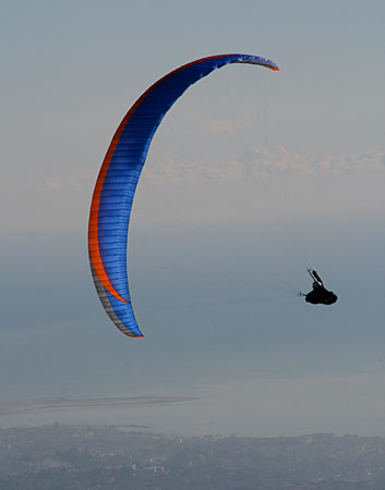 The S'Max Revolution is Escape's two-line competition paraglider, and it's ready for the 2011 season. The S'Max Revolution is Escape's two-line competition paraglider, and it's ready for the 2011 season.