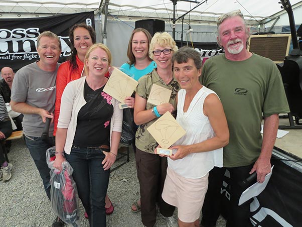 Women's Top 5. Left to right: Jocky Sanderson, Saane Both (5th), Jenni Fleming (4th), Catherine Bartholdi (1st), Gill Le Gras (3rd), Anne Hadders (2nd) and organise Dave Owen. Photo: Ed Ewing