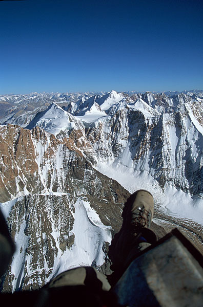 Bob Drury flying deep in the Himalayan mountains