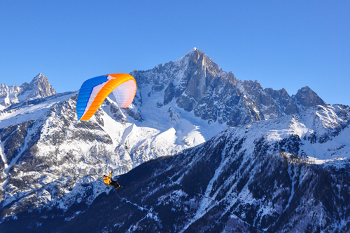 Ozone Mojo 3 intermediate paraglider