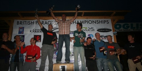 Craig Morgan wins 2010 British Paragliding Championship in StAndre