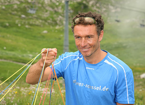 Join Oliver Roessel on his new cross country paragliding courses in the Alps next season