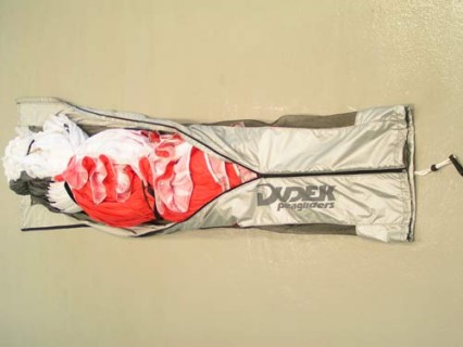 Dudek's new Wingshell cioncertina-packing bag