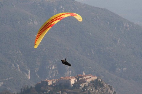 Escape's new EN D paraglider, the S'max Sr