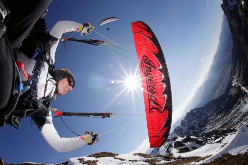U-Turn's latest acro paraglider: the Thriller 2K12