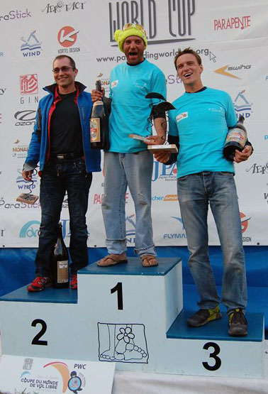 Felix Rodriguez tops the overall podium. Photo: Laura Sepet