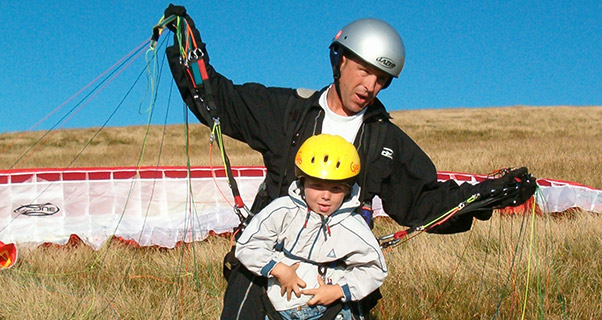 Jack-Pimblett-Paragliding-320