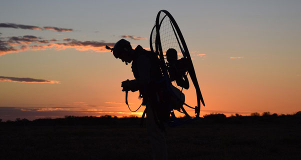 Paramotor Red Pole