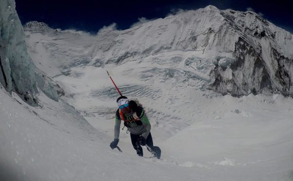 Ueli Steck climbing in the Khumbu region in April 2017. Photo: uelisteck.ch