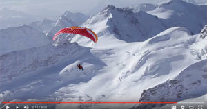 Ueli Steck paragliding