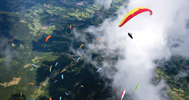 Paragliding at the Paragliding World Championships 2017. Photo: Martin Scheel