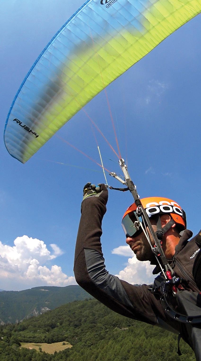 The aim of any pilot should be to be able to thermal on 'auto-pilot' – freeing up the mind to focus on other aspects of the flight, like what the weather is doing. Photo: Kelly Farina / Mastering Paragliding