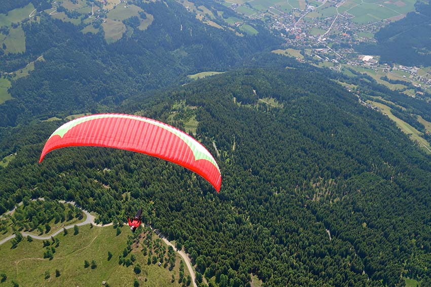 Maximising glide is important when crossing valleys. Photo: Kelly Farina / Mastering Paragliding
