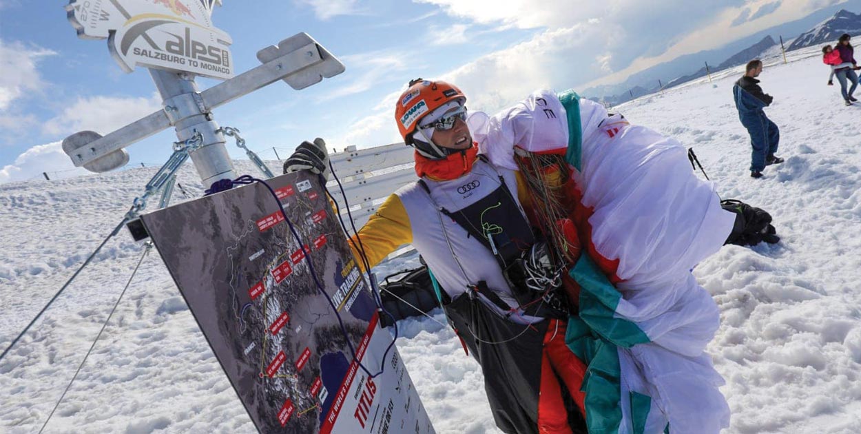 Red Bull X-Alps 2019 Chrigel Maurer on Titlis