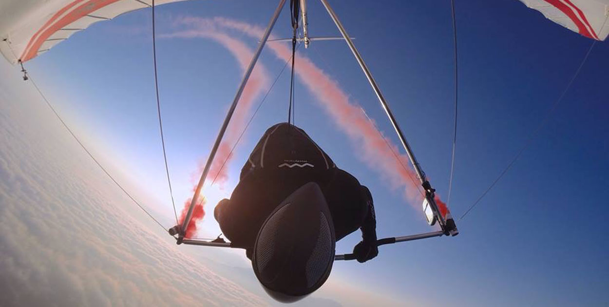 Hang gliding. Photo: Matthias Kuuffer