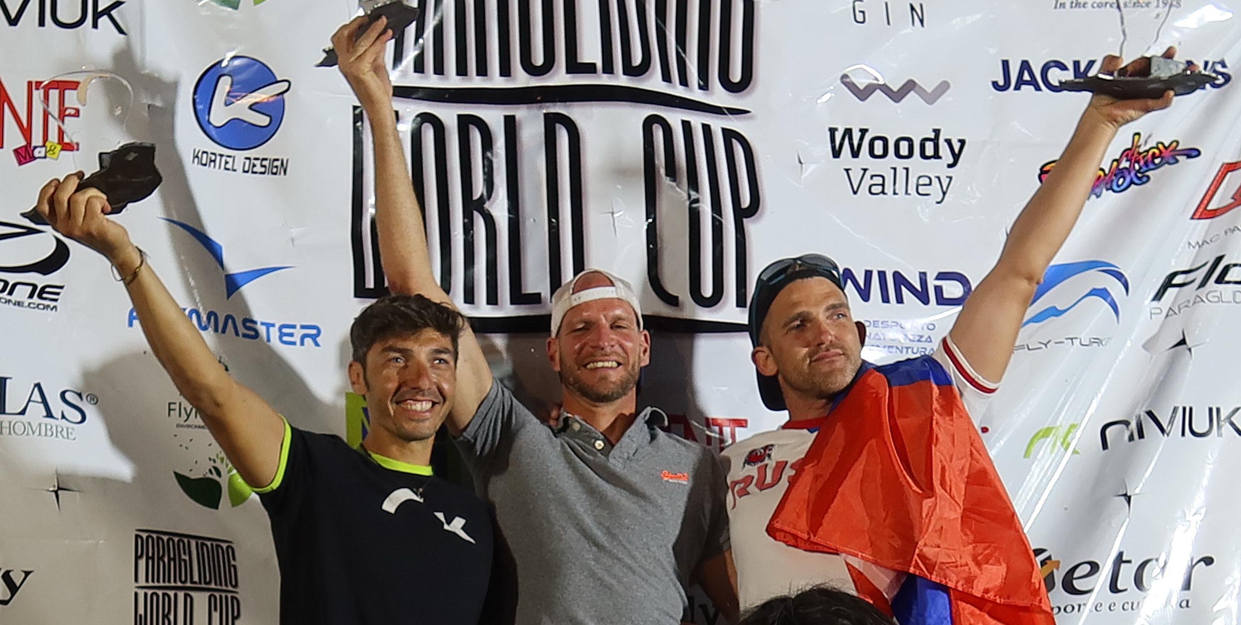 Winners of the La Rioja Paragliding World cup. Photo: Ruth Jessop