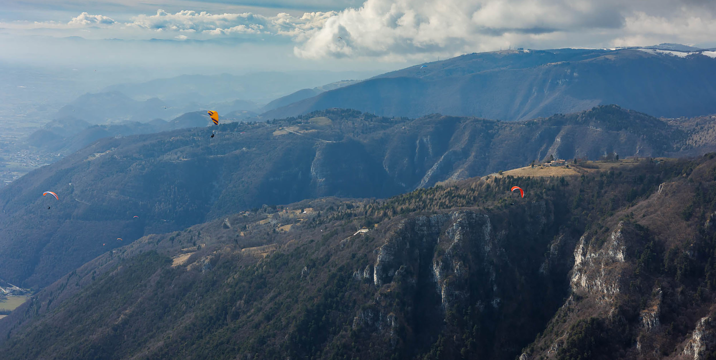 Paragliding in Bassano. Photo: Marcus King