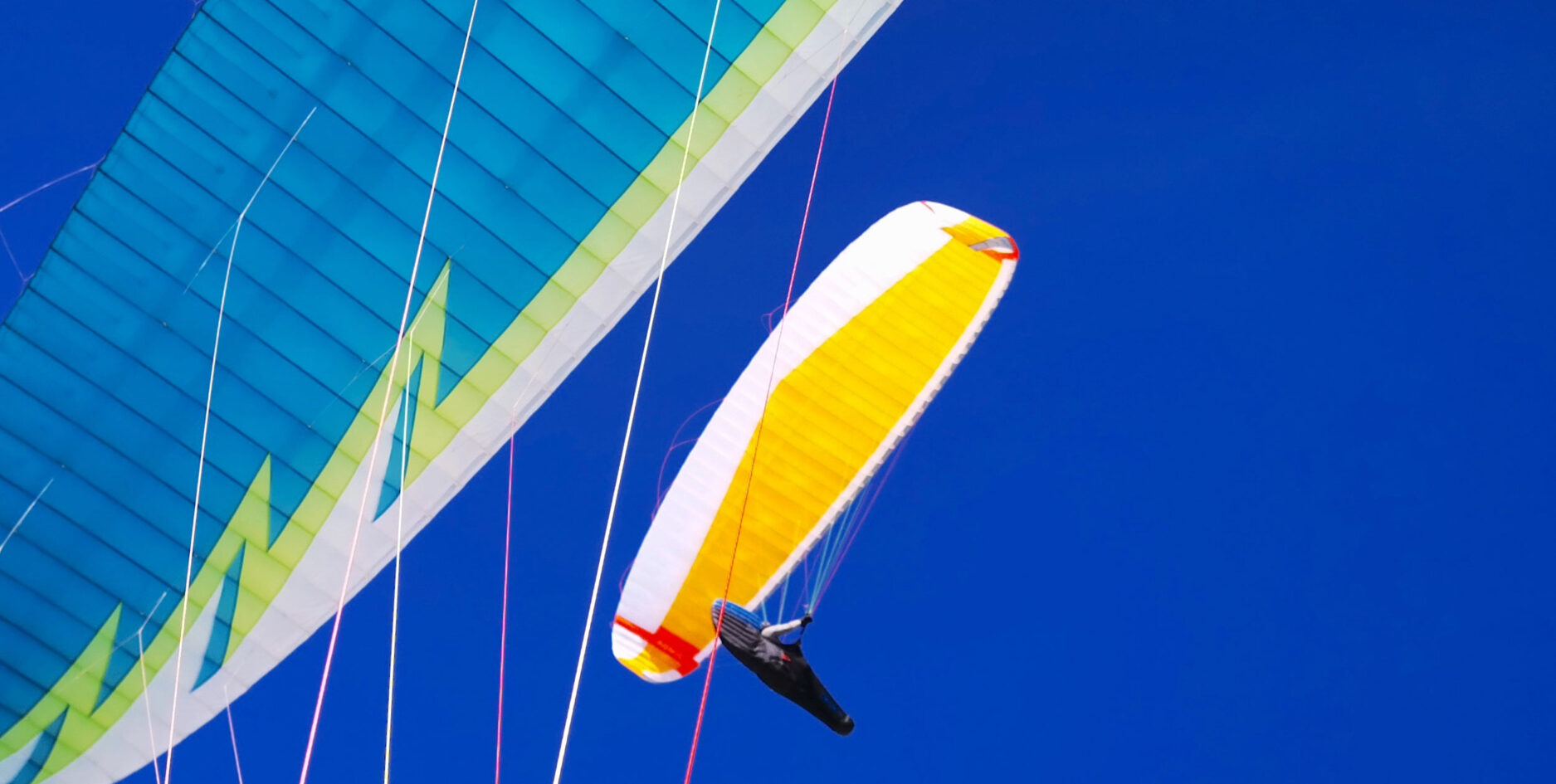 Nova Aonic paraglider