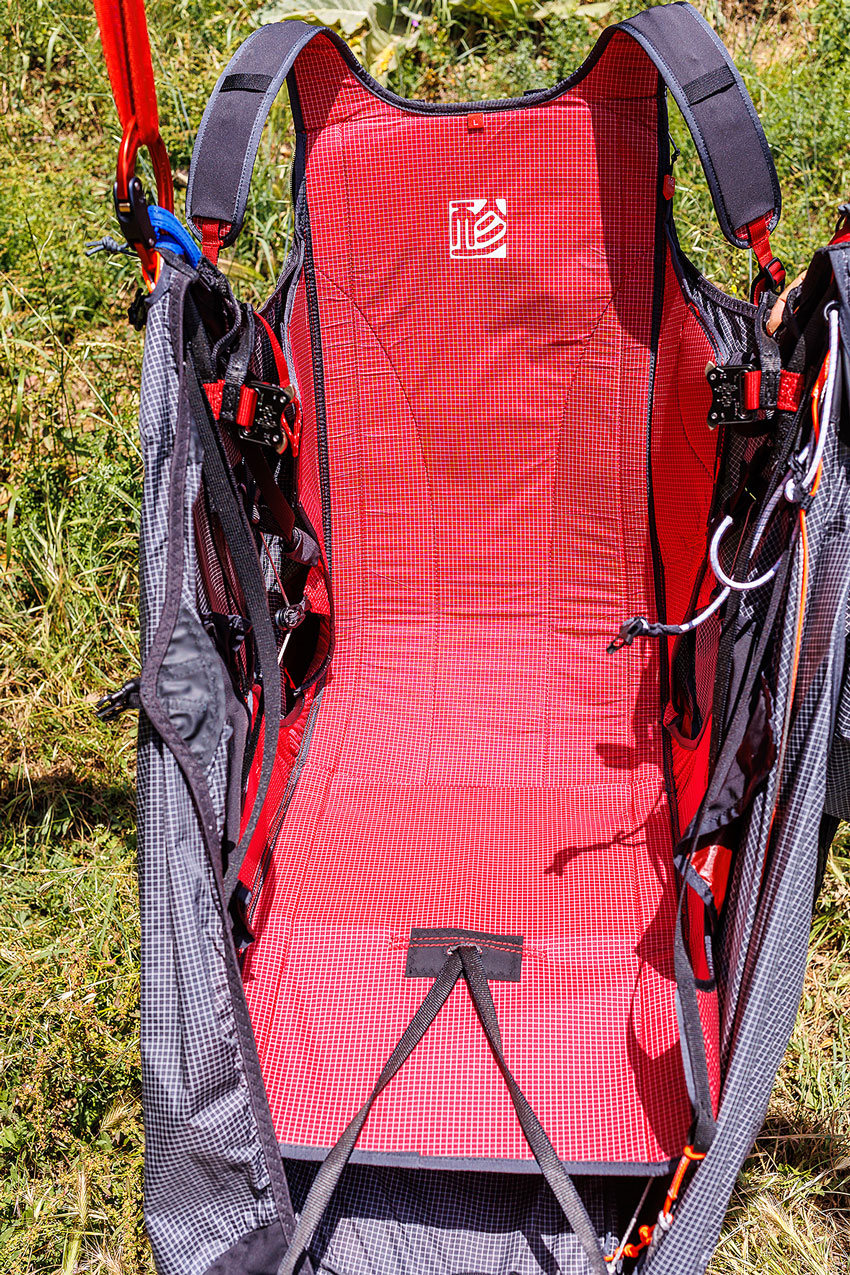 Gin Genie XLite review lightweight pod harness Cross Country Magazine