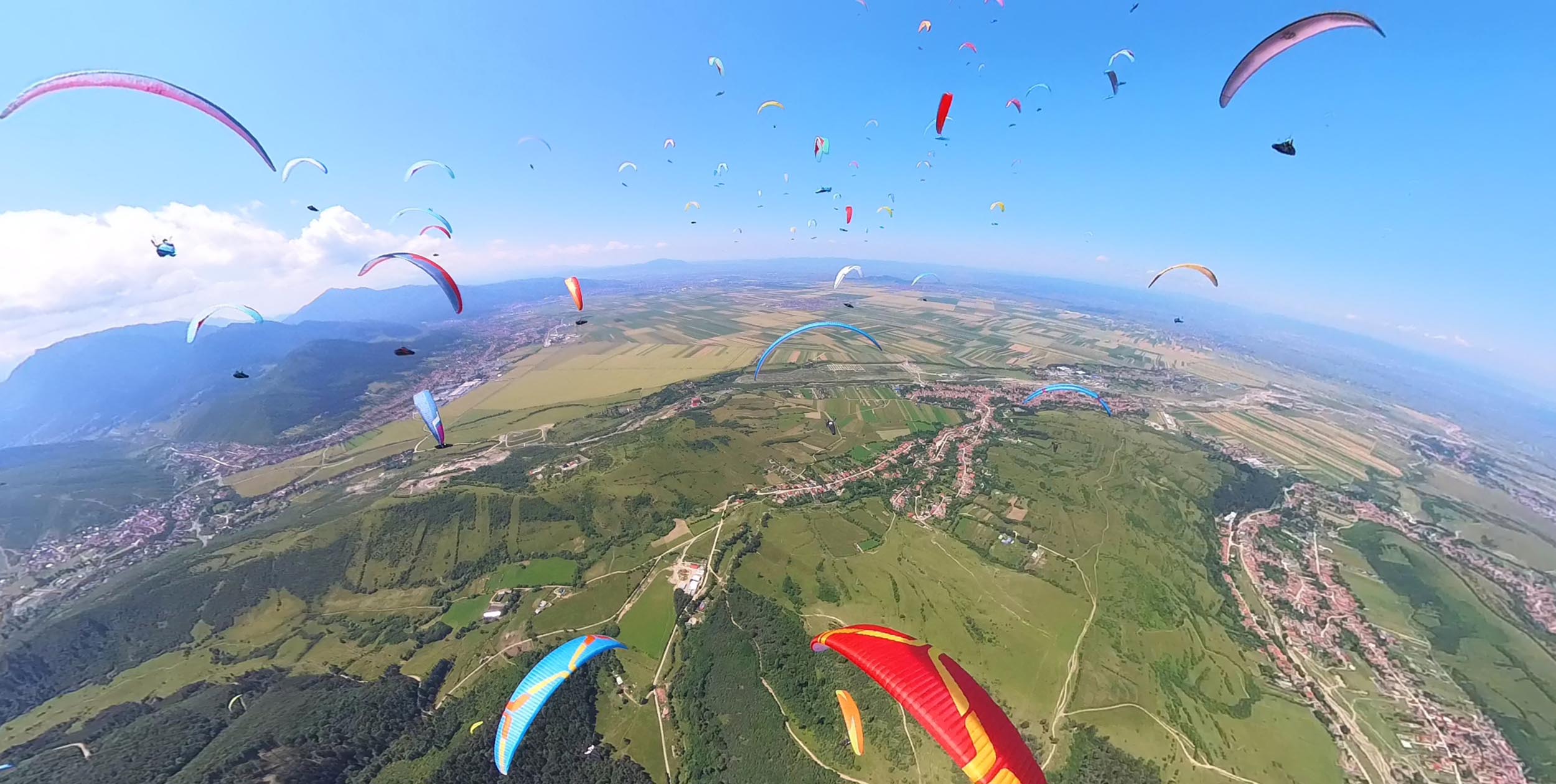 Paragliding at the PWCA Romania 2023 in Brasov. Photo: PWCA