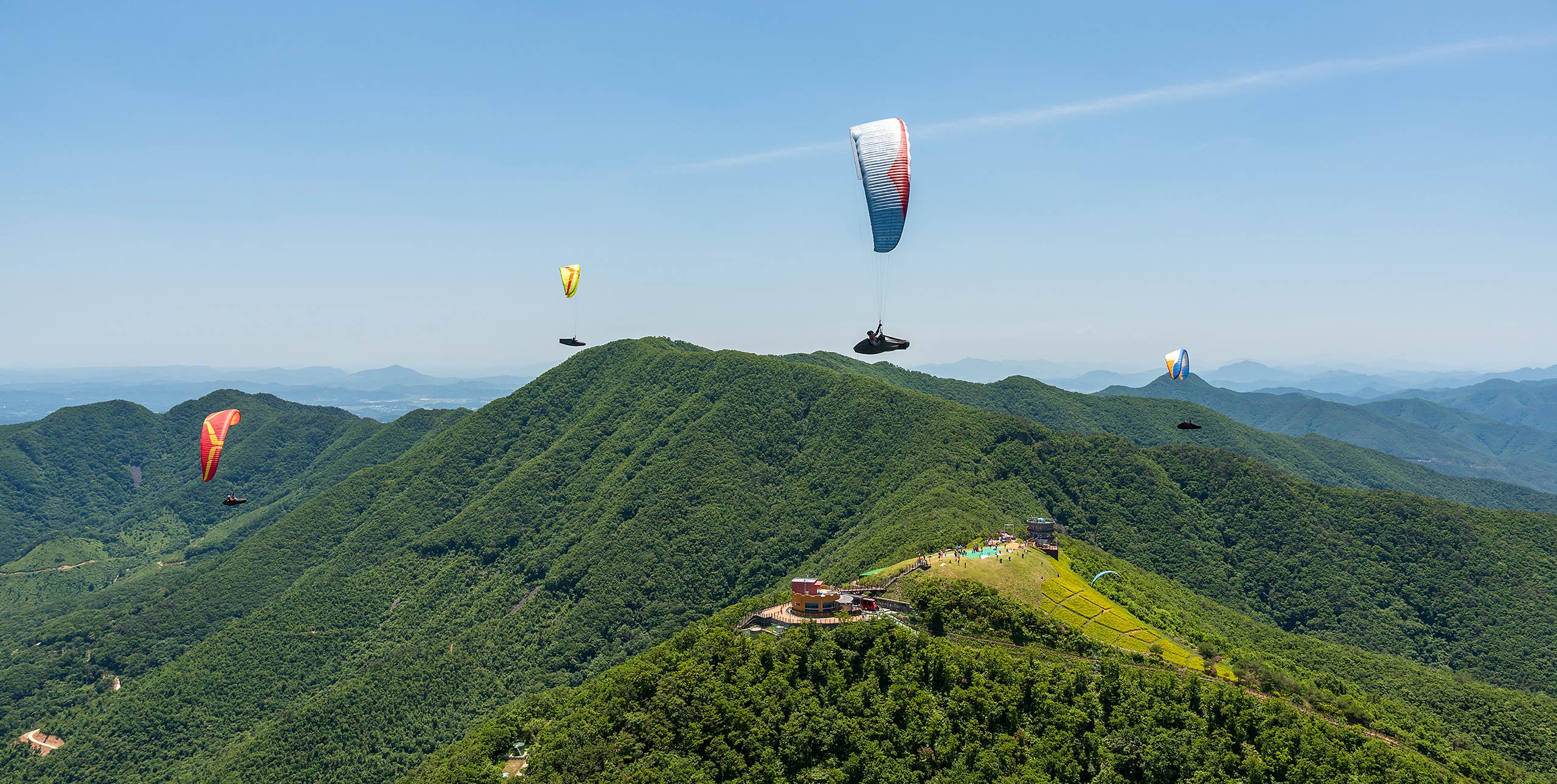 Flying in front of the launch at Mungyeong