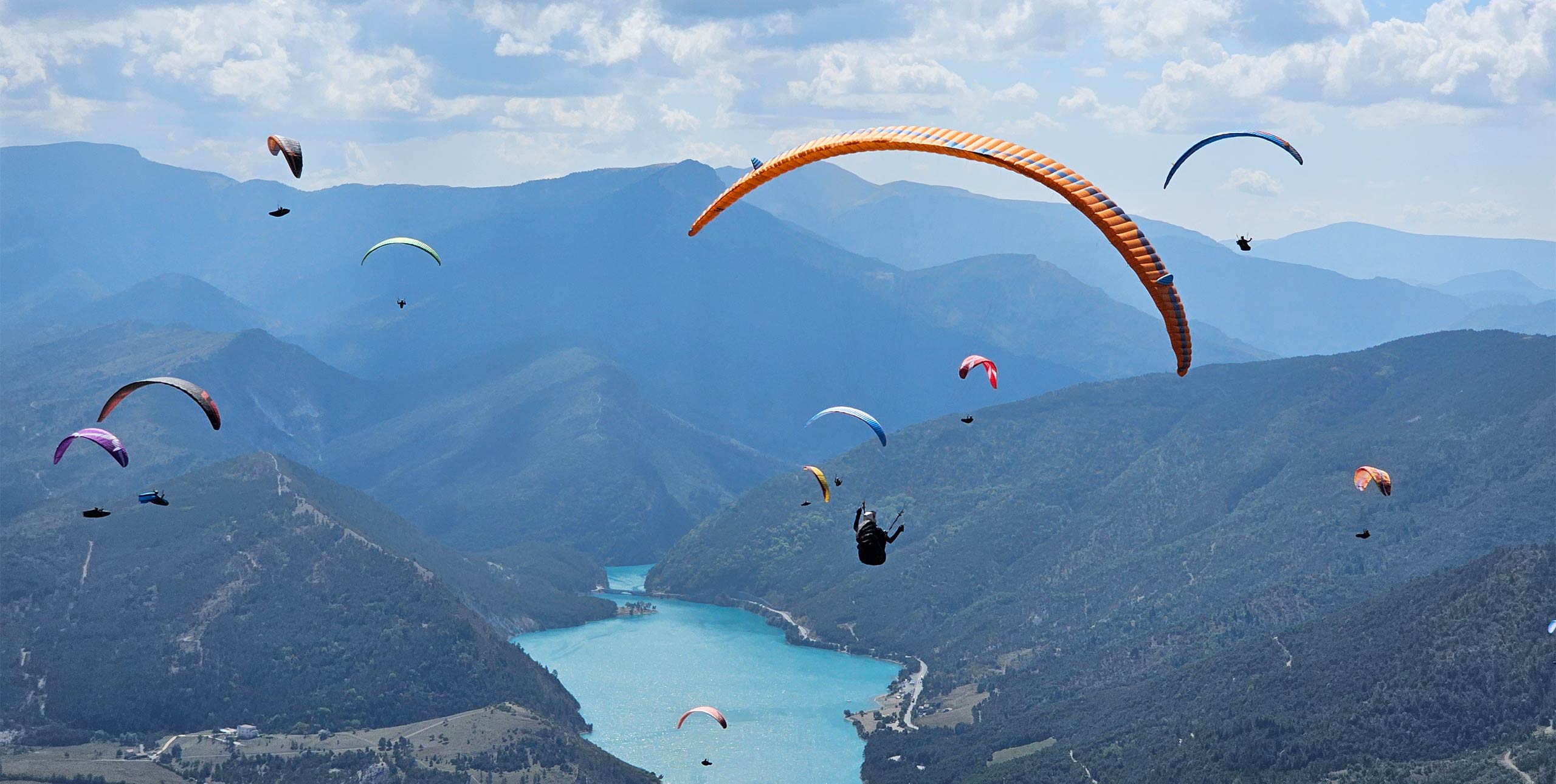 St Andre paragliders