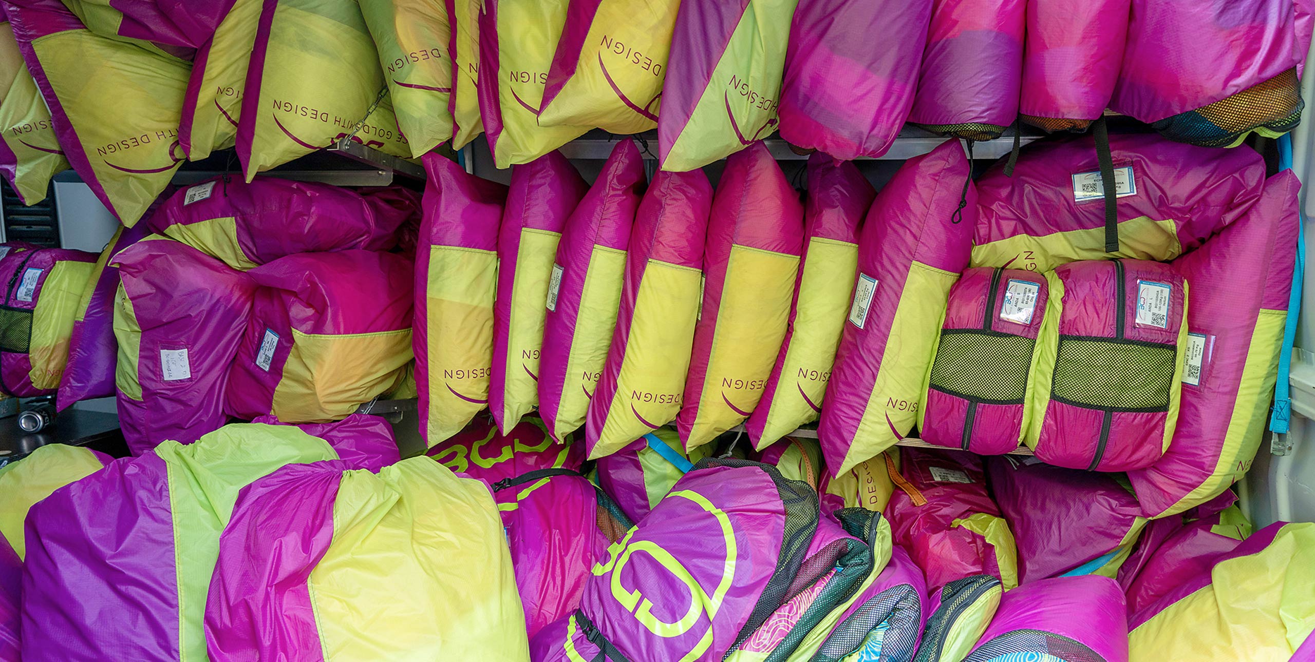 Van full of demo BGD gliders