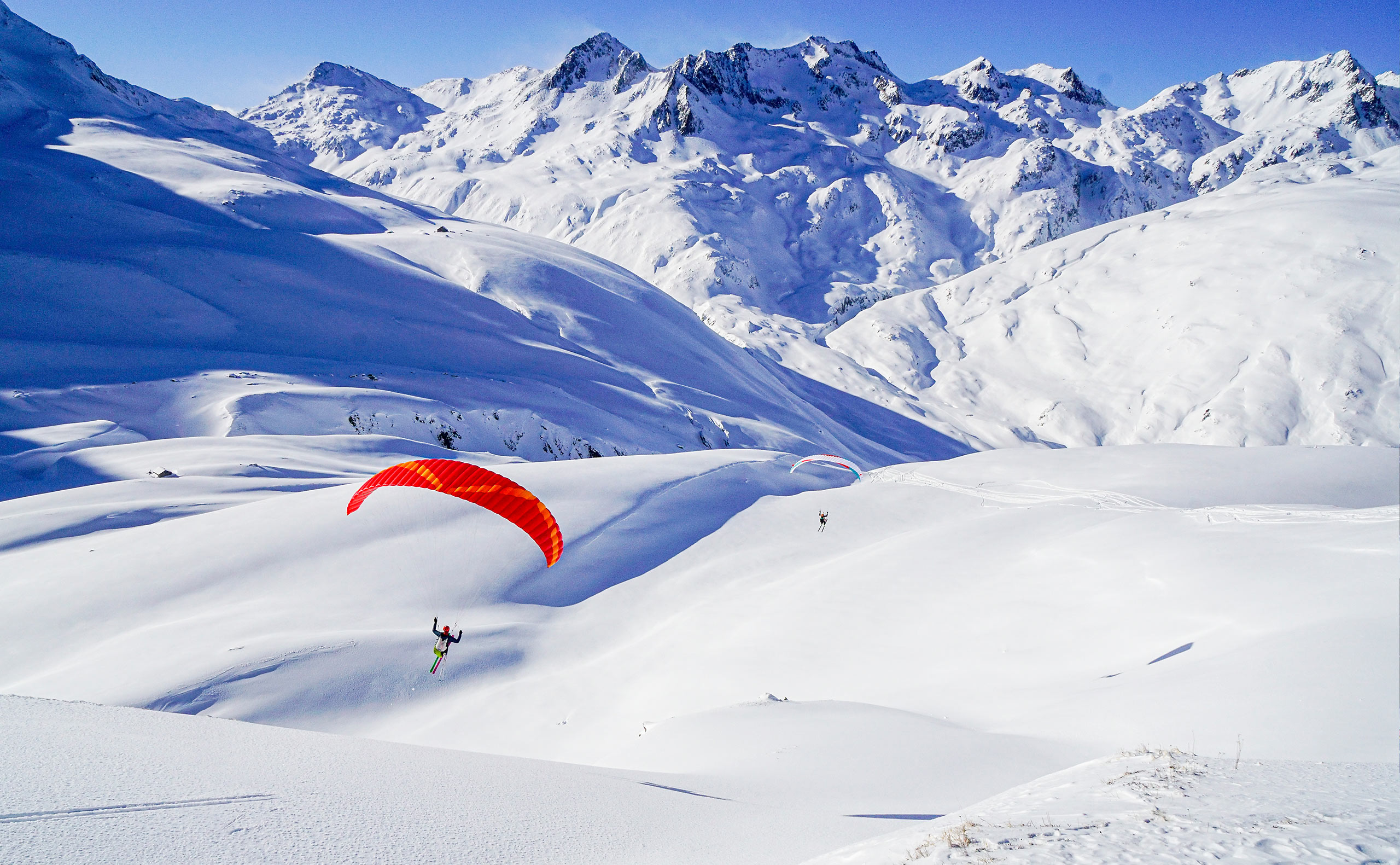 Flying down during the Winter Eigertour 2025