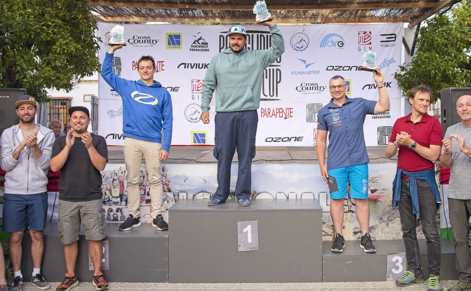 Ultimately, consistency and sharp flying earned Andy Tallia his first World Cup title. Dominating the overall category, he held off early leader Baptiste Lambert and Czech pilot Petr Kostrhun to stand on the top spot of the podium.