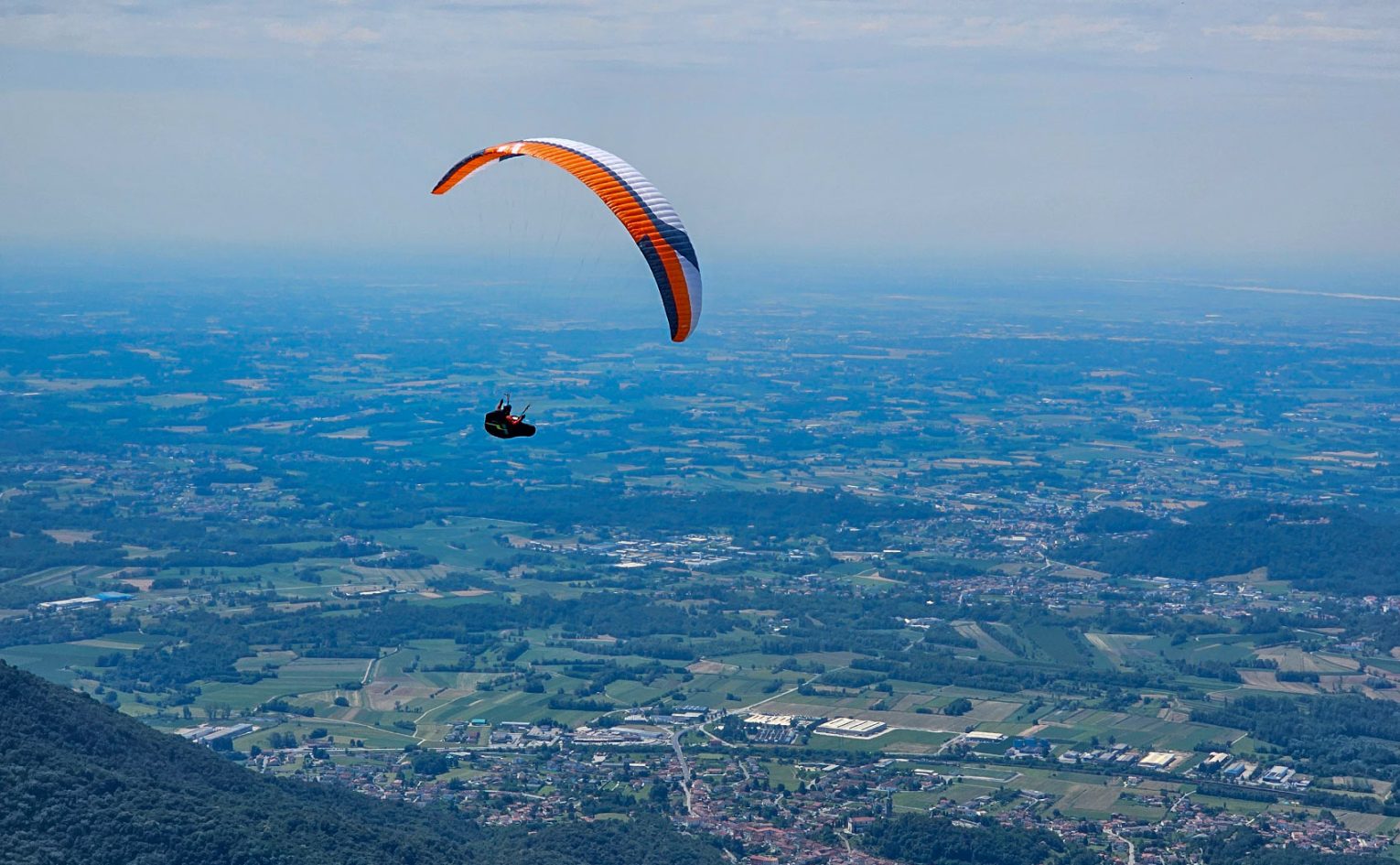 Flying above the flats of Gemona