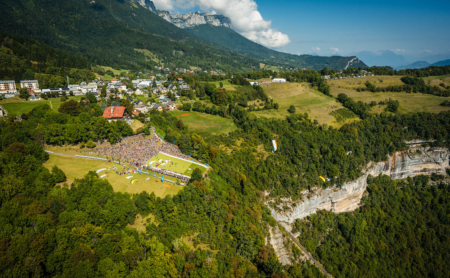 The plateau location is stunning. Photo: Alain Douce
