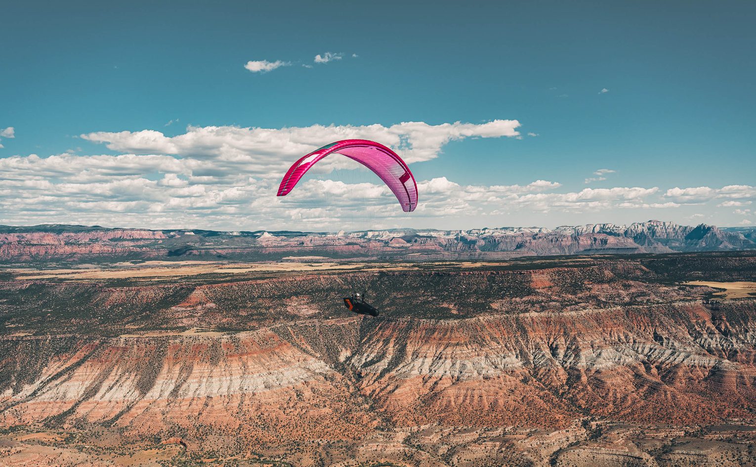 Paragliding in Utah with a high cloudbase. Photo: Tim Rochas