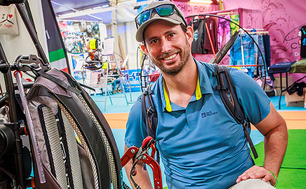 Apco’s Lightning PM paramotor harness is a “super-light” design in a “minimalist and aesthetic” package