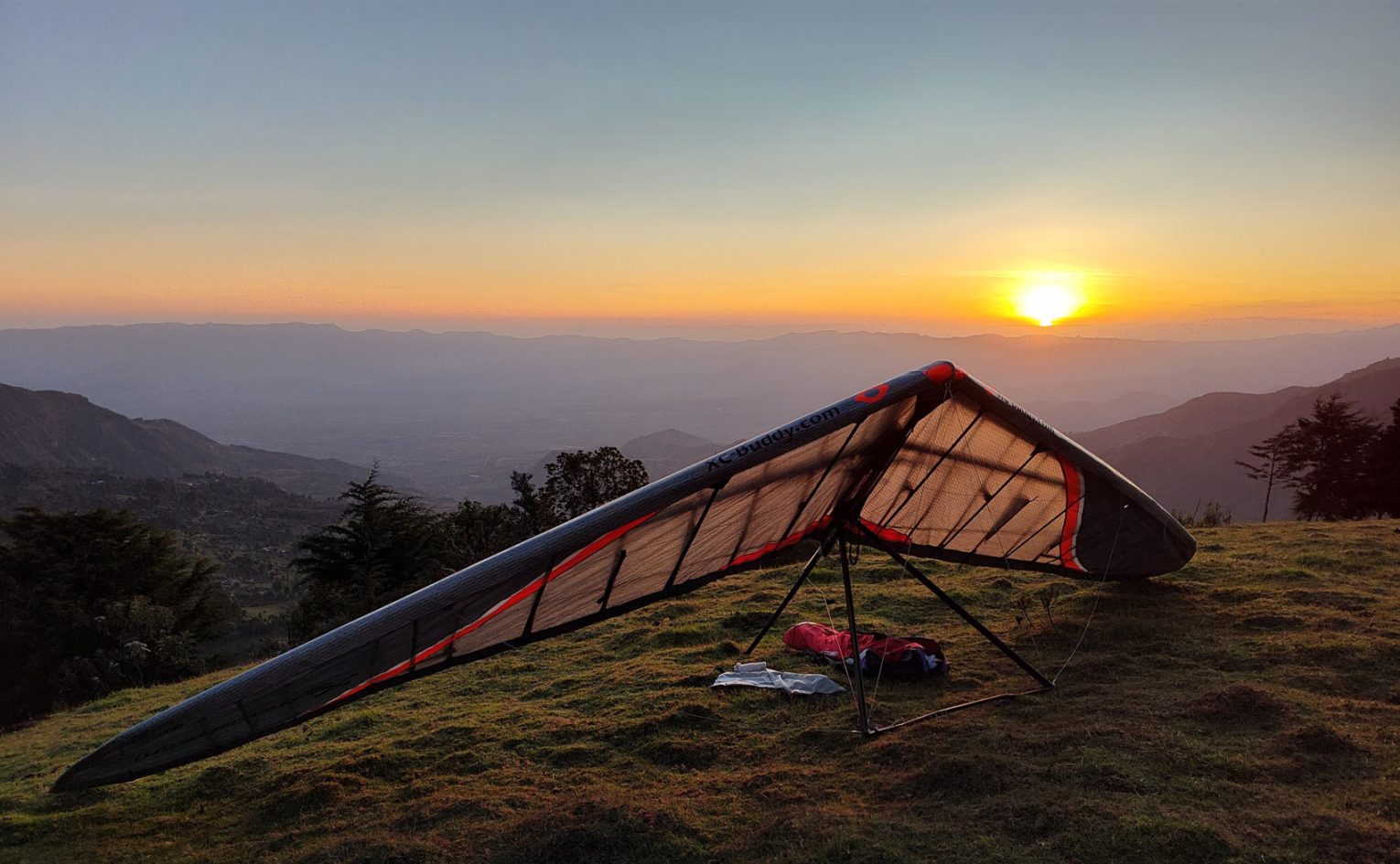 Jeremy Soper hang gliding in Kenya's rift valley January 2026