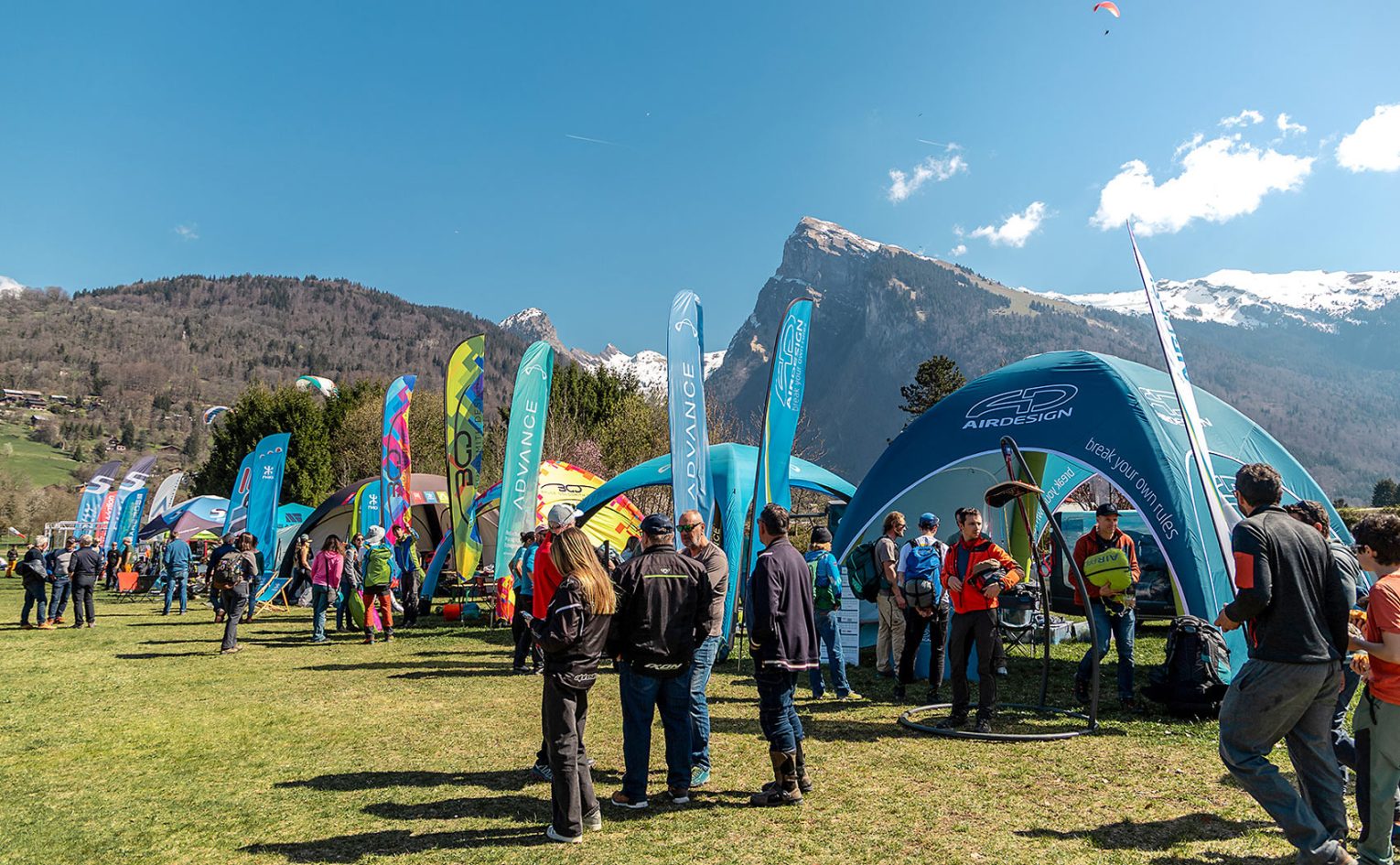 The testival field in Samoëns, France Photo: Adi Geisegger / Samoens.com