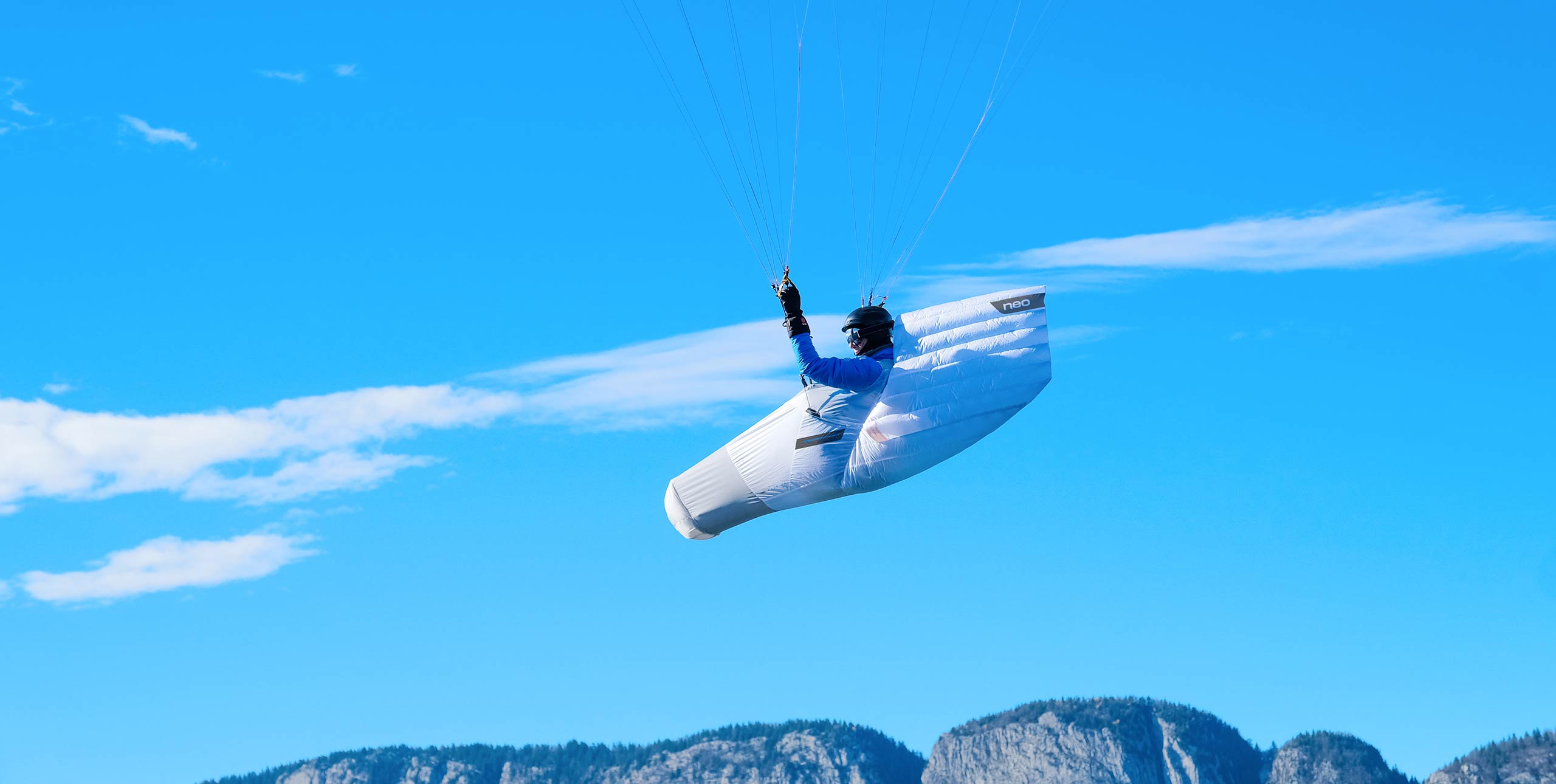 Neo Race Up in flight