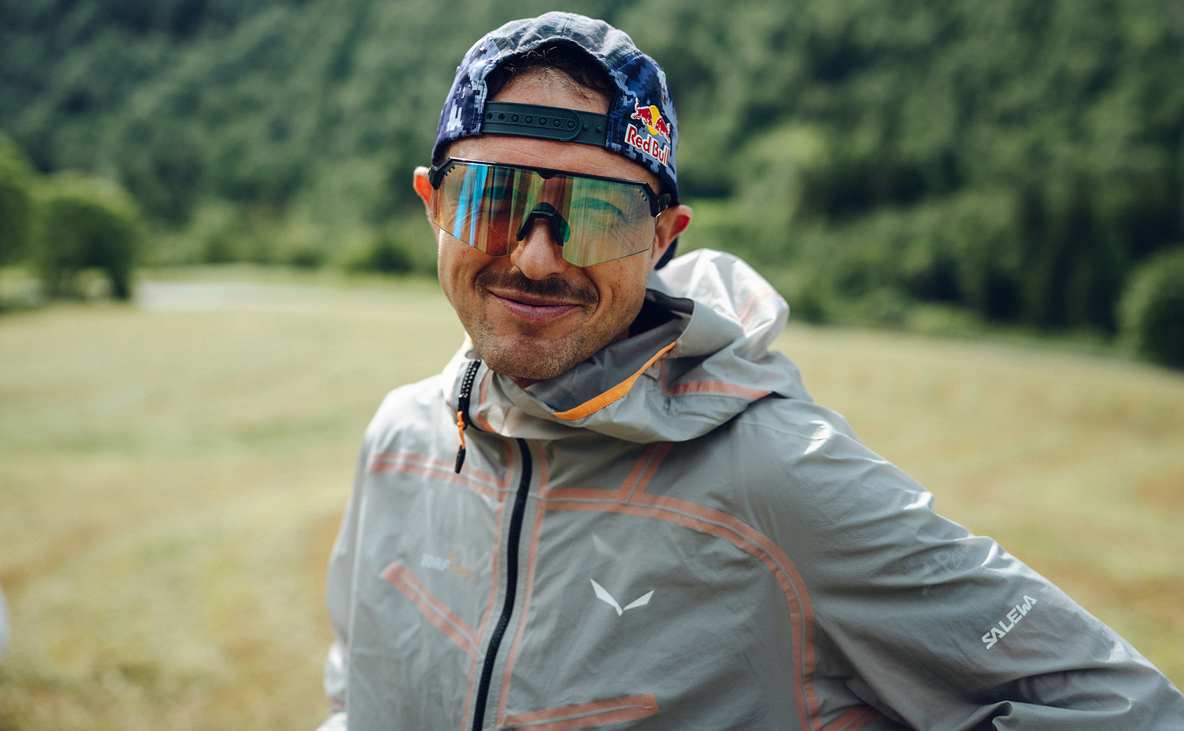 Aaron Durogati has set a new 24-hour hike-and-fly world record after climbing and flying an astonishing 19,424m of vertical ascent in a single day on Norway's Slogen mountain.