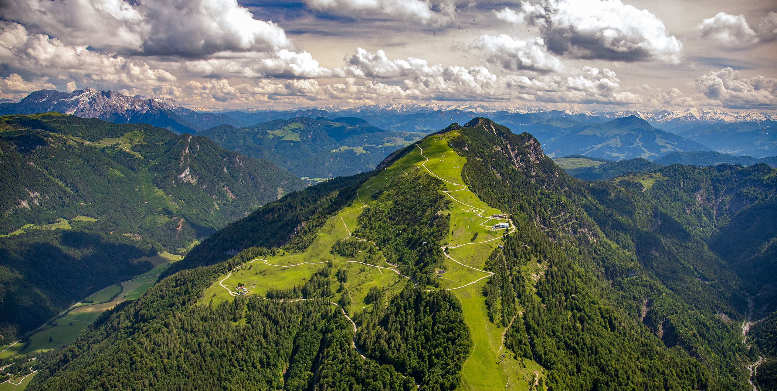 Koessen Paragliding Textival