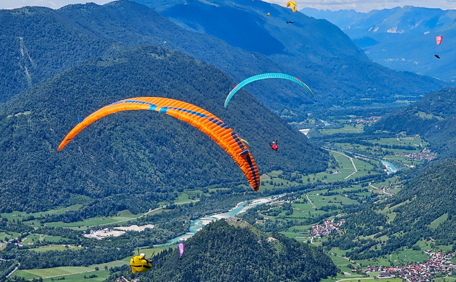 Pál Takáts in action over the Soča valley