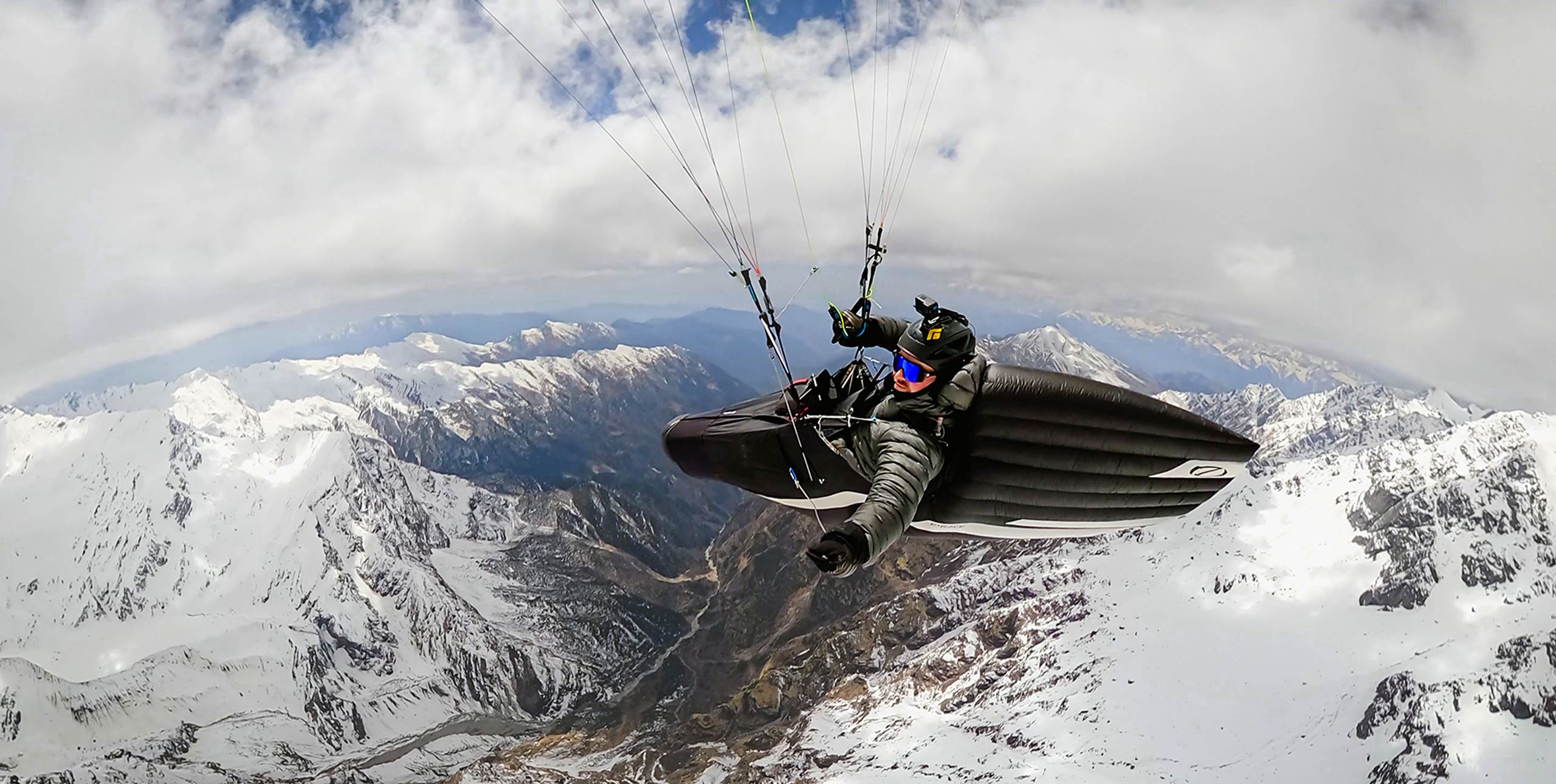 Paragliding the Pindari Glacier