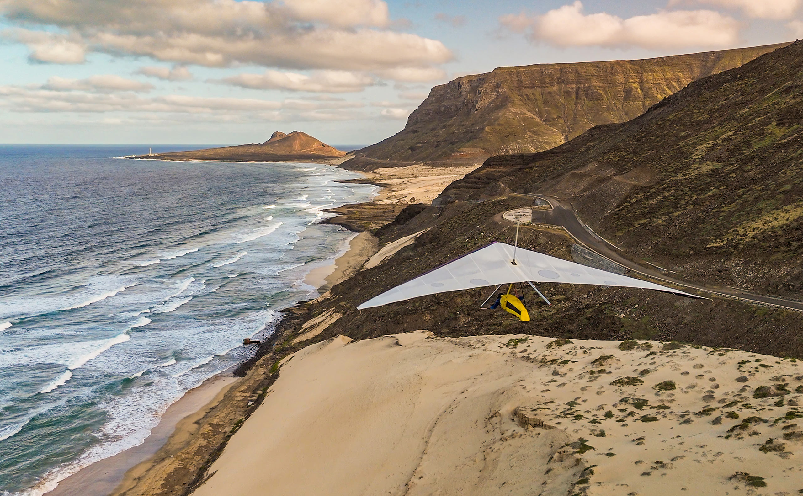 Flying hang gliders in Cape Verde